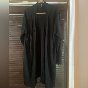 NWOT Massini tunic style cardigan sweater black size  3X
